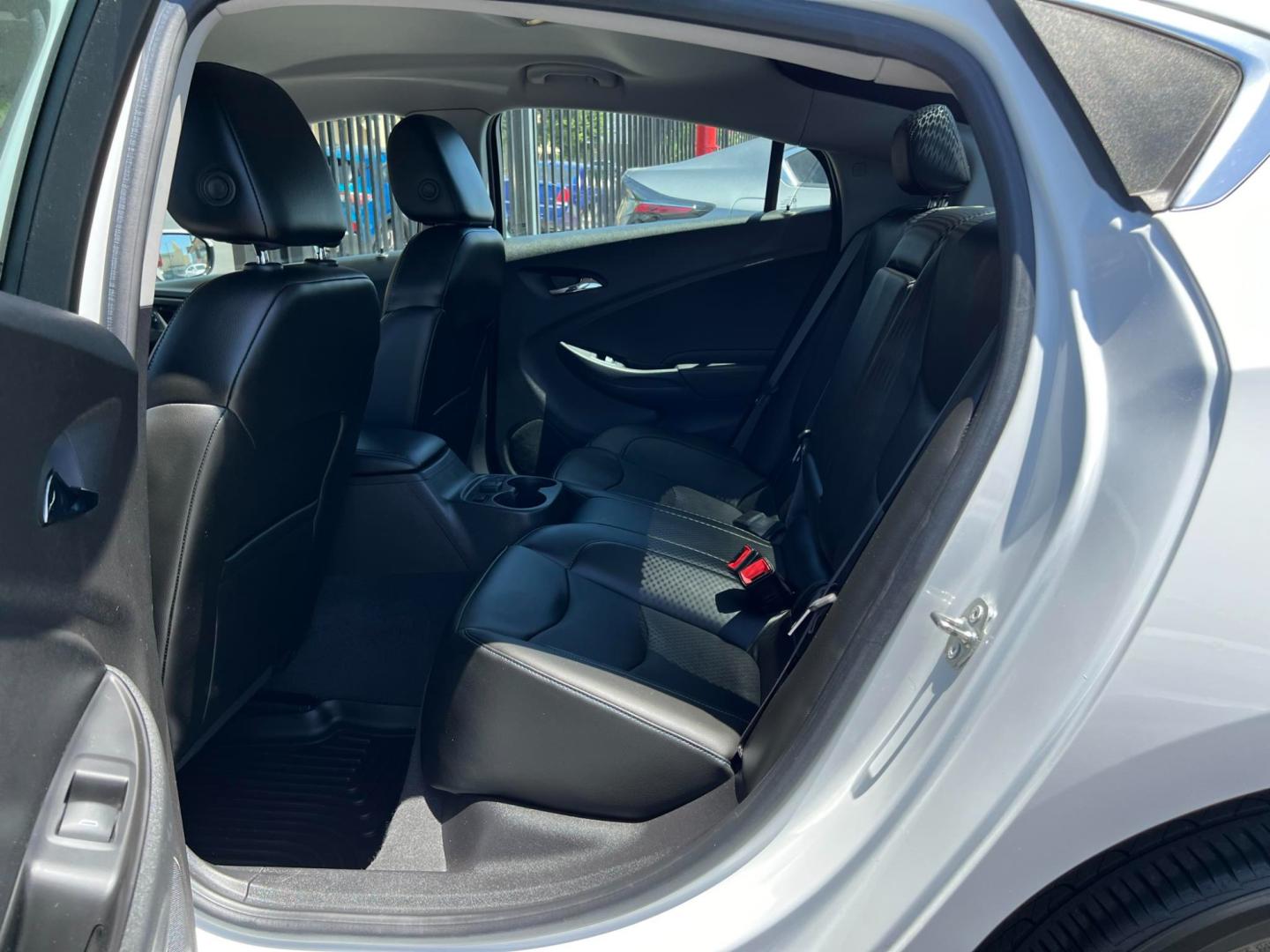 2017 WHITE /BLACK Chevrolet Volt (1G1RD6S5XHU) , located at 744 E Miner Ave, Stockton, CA, 95202, (209) 944-5770, 37.956863, -121.282082 - PLUS TAXES AND FEES - Photo#9
